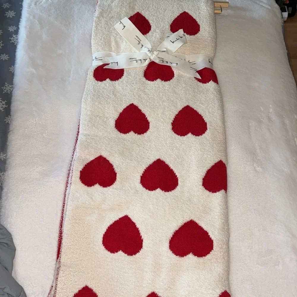Nicole Miller valentines heart checkered blanket pink red 50” X 70” ♥️♥️♥️♥️